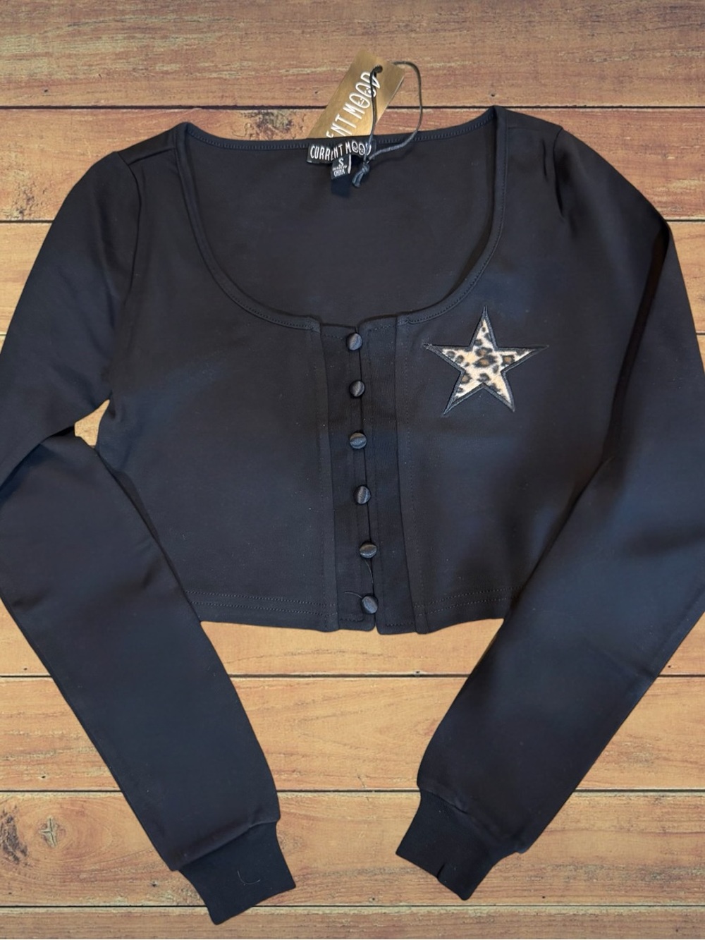 Current Mood Black Cropped Scoop Neck Cardigan With Leopard Star NWT Size Small - Picture 9 of 13